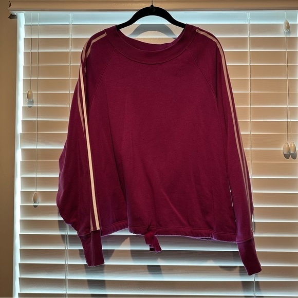 OLD NAVY Active Pullover‎ - Picture 1 of 5